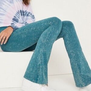 VS PINK Blue Flared yoga pants